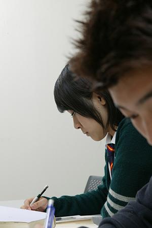 埼玉県さいたま市北区にあるナビ個別指導学院宮原校の徹底ガイド：個別指導の強みと特徴