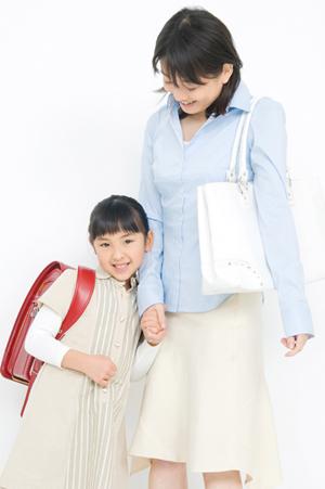 東京のウェディング＆ブライダル専門学校｜実践で学び、夢のブライダル業界へ最短でパス